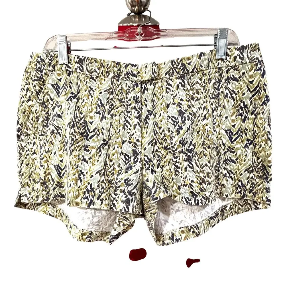 H&M cotton blend short shorts size 10 green gray abstract print pockets stretch
